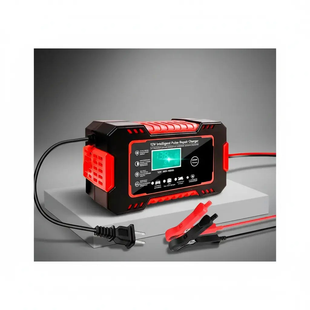 Cargador inteligente de baterías 12V con pantalla LCD y modo de pulsos. Carga y mantiene baterías de carro, moto y cuatrimoto de 4 a 100 Ah. Plomo-ácido, AGM y GEL. Con protecciones de seguridad.