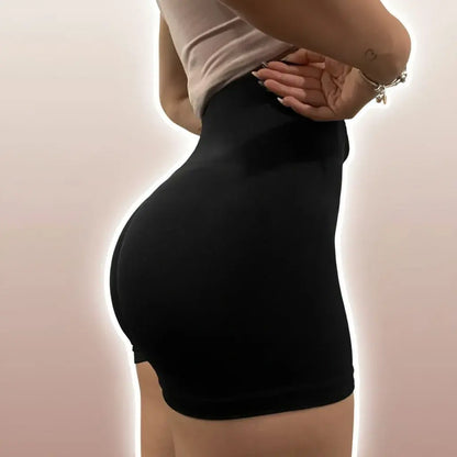 Panty levantacola con faja en microfibra para mujer. Realza la cola y estiliza el abdomen bajo jeans y pantalones, sin marcar. Tallas S-M y L-XL. Cocoa, blanco, marfil, negro, azul oscuro, vinotinto y amarillo.