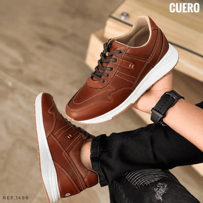 Zapato sport para hombre en cuero encerado con plantilla confort y suela TR resistente. Cómodo, elegante y versátil para oficina, reuniones y uso diario.