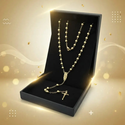 Camándula para hombre de 70 cm con medalla de la Virgen de Guadalupe y crucifijo. Balines de 6 mm en oro laminado 18K, cierre de langosta. Regalo de fe para papá, esposo o hijo.
