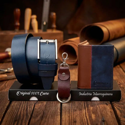 Combo unisex en 100% cuero con correa deportiva fogueada, portadocumentos, llavero grande y caja de presentación. Elegante, práctico y perfecto para regalo.
