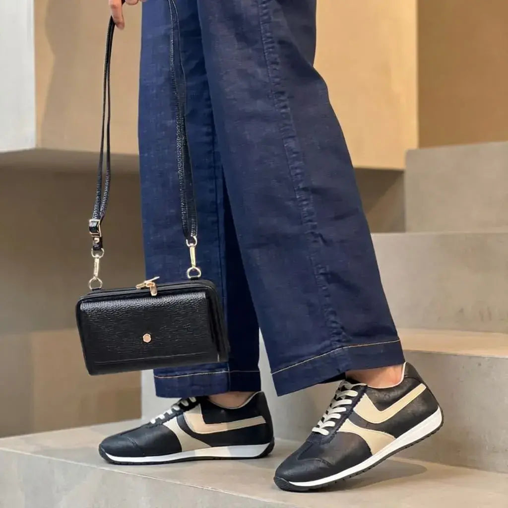 Combo premium para dama con bolichero Lucca en cuero craquelado y bolso portacelular 100% cuero. Elegante, cómodo y funcional para uso diario, oficina o viajes.