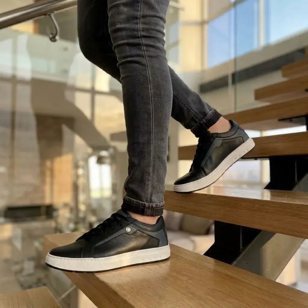 Combo para hombre con zapato sport en cuero encerado, correa en cuero y billetera. Elegante, cómodo y funcional para oficina, uso diario o regalo.