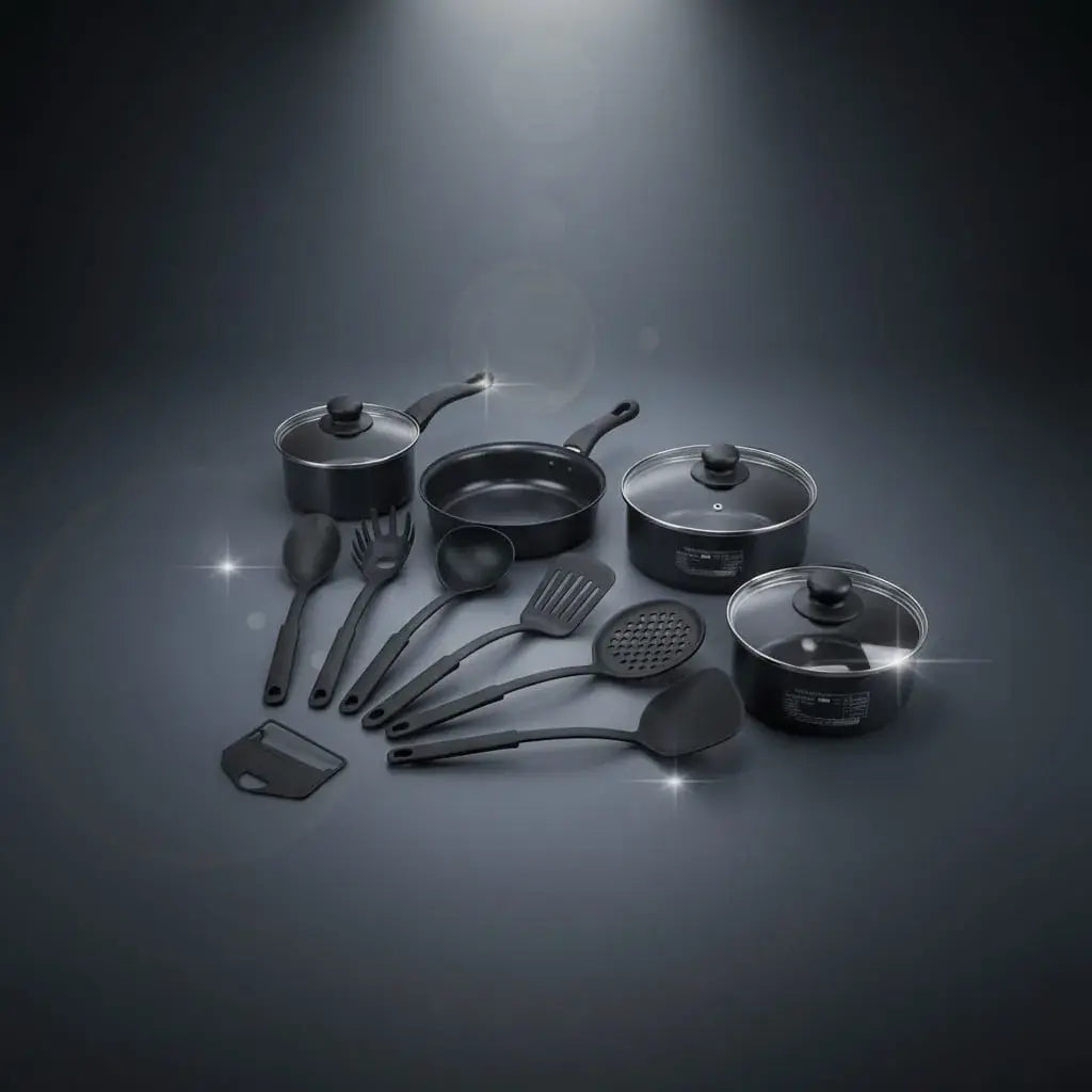 Kit de ollas de 13 piezas en color pastel con utensilios incluidos. Es una batería de cocina moderna, de materiales resistentes, fácil de limpiar y guardar. Ideal para el uso diario y para regalar al estrenar casa o en el Día de la Madre.