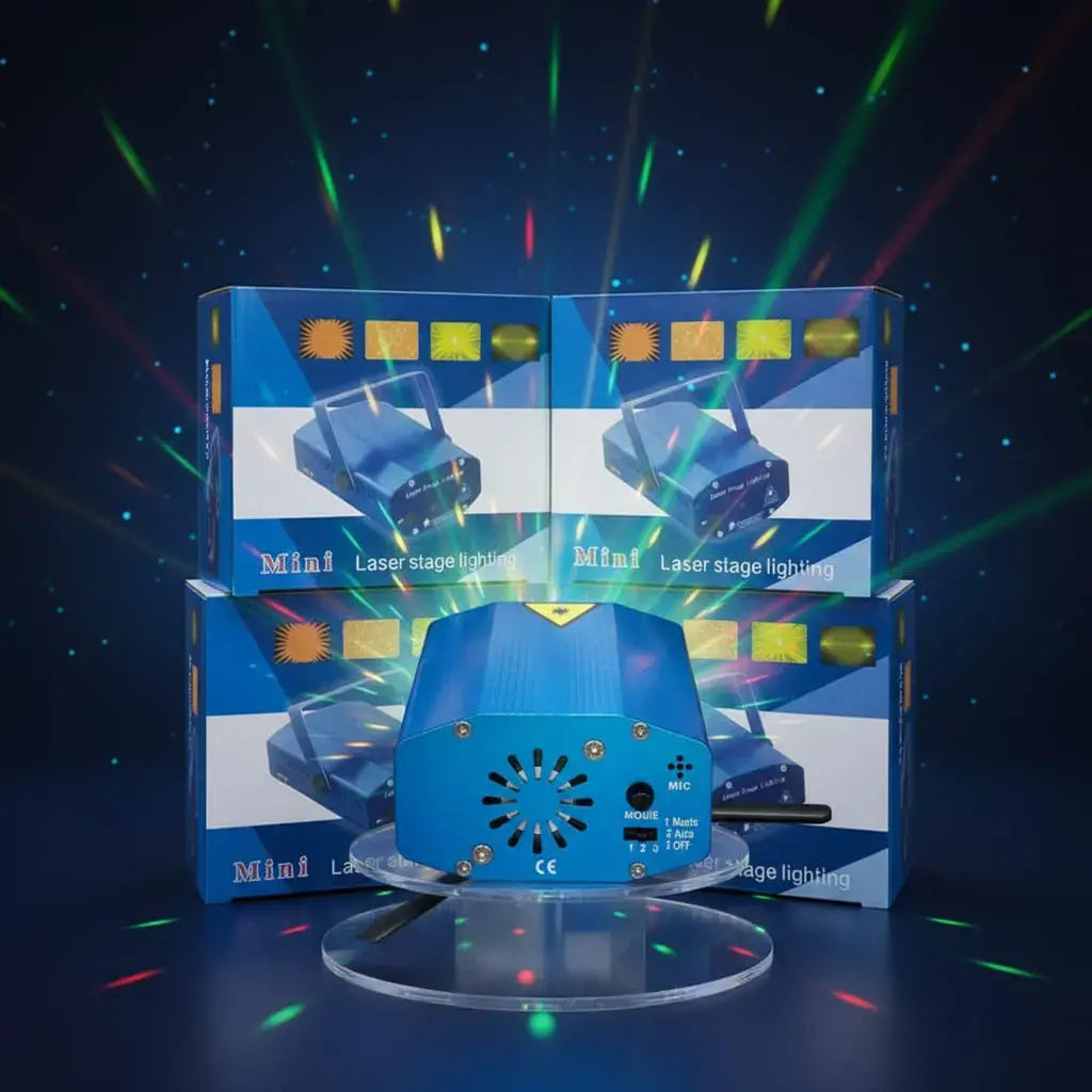 Proyector de luces navideño que llena tu fachada, tus paredes o tu jardín de figuras y colores de Navidad en segundos, sin colgar luces. Es fácil de usar e ideal para las novenas, las fiestas y para sorprender a los niños.
